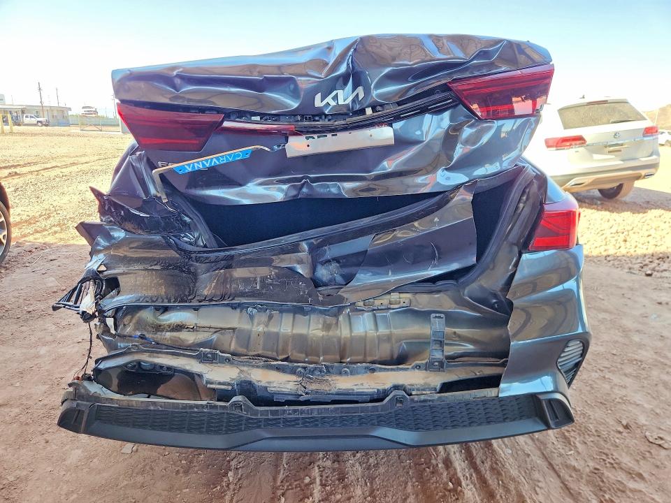 2024 Kia Forte VIN 3KPF24AD8RE725234 COPART salvage auction — REAR END, Az - Cert Of Title - Salvage, sold $2,000 on 2026-07-09 (photo 6)