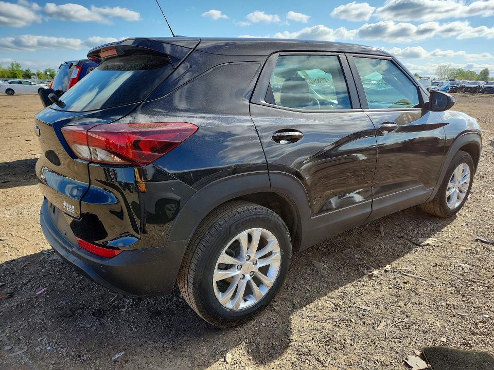 2021 Chevrolet Trailblazer VIN KL79MMS2XMB159875 COPART salvage auction — SIDE, Il - Salvage Certificate, sold $3,700 on 2026-07-14 (photo 3)