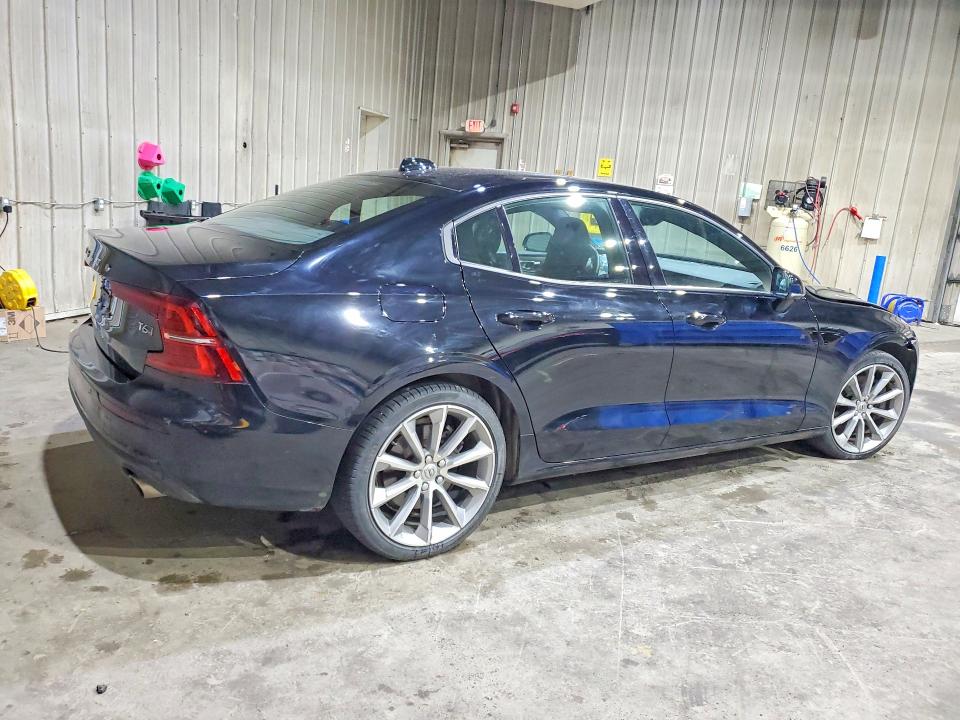 2020 Volvo VIN 7JRA22TKXLG066480 COPART salvage auction — FRONT END, Nh - Cert Of Title-Salvage, sold $300 on 2026-07-21 (photo 3)