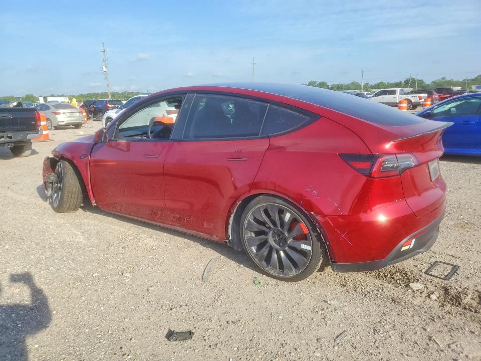 2024 Tesla Model y VIN 7SAYGDEF7RA313080 COPART salvage auction — SIDE, Tx - Salvage Vehicle Title, sold $11,600 on 2026-07-13 (photo 2)