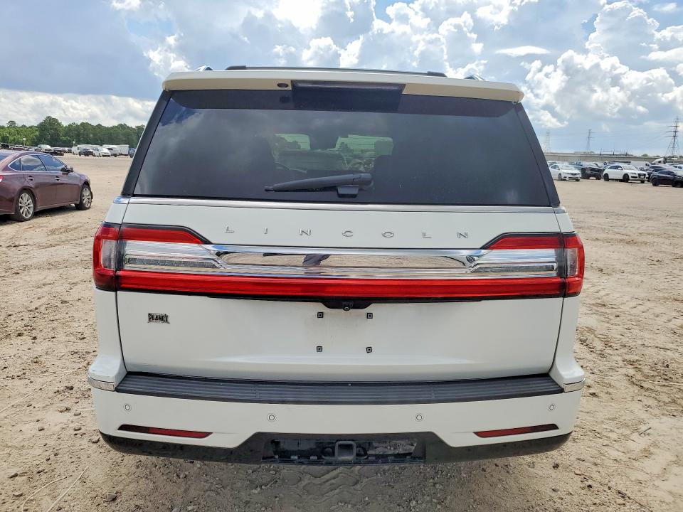 2021 Lincoln Navigator VIN 5LMJJ2LT8MEL18419 COPART salvage auction — FRONT END, TX - SALVAGE VEHICLE TITLE, sold $12,000 on 2026-09-15 (photo 6)