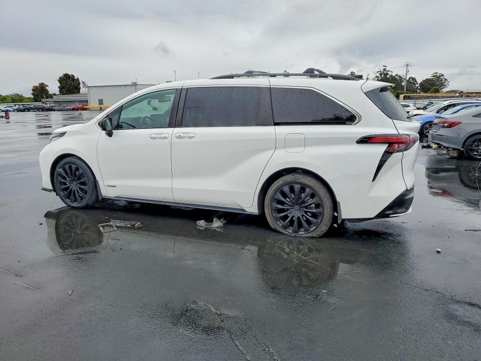 2021 Toyota Sienna VIN 5TDDRKEC5MS063152 COPART salvage auction — SIDE, Ca - Salvage Certificate, sold $12,100 on 2026-07-15 (photo 2)