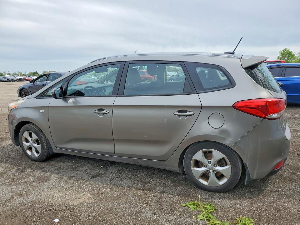 2014 Kia Rondo VIN KNAHT8A33E7021051 COPART salvage auction — UNDERCARRIAGE, On - Permit Salvage, sold $175 on 2026-07-21 (photo 2)