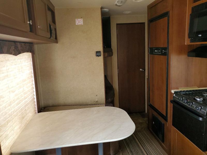 2014 Jaco jay flight VIN 1UJBJ0BN5E17B0376 COPART salvage auction — HAIL, KS - CERT OF TITLE-SALVAGE, sold $2,750 on 2026-08-27 (photo 6)