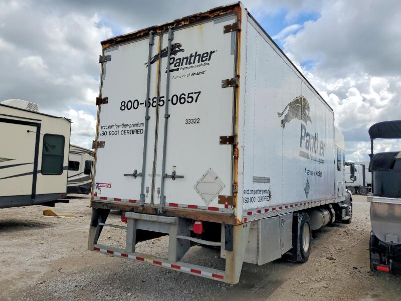 2019 Freightliner M2 112 med VIN 1FVAC4DVXKHKG3075 COPART salvage auction — MECHANICAL, OH - CERTIFICATE OF TITLE, sold $7,400 on 2026-07-29 (photo 4)