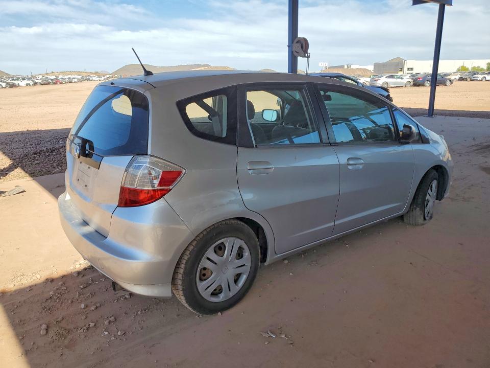 2011 Honda Fit VIN JHMGE8H37BC006987 COPART salvage auction — UNDERCARRIAGE, Az - Cert Of Title - Salvage, sold $1,800 on 2026-07-02 (photo 3)