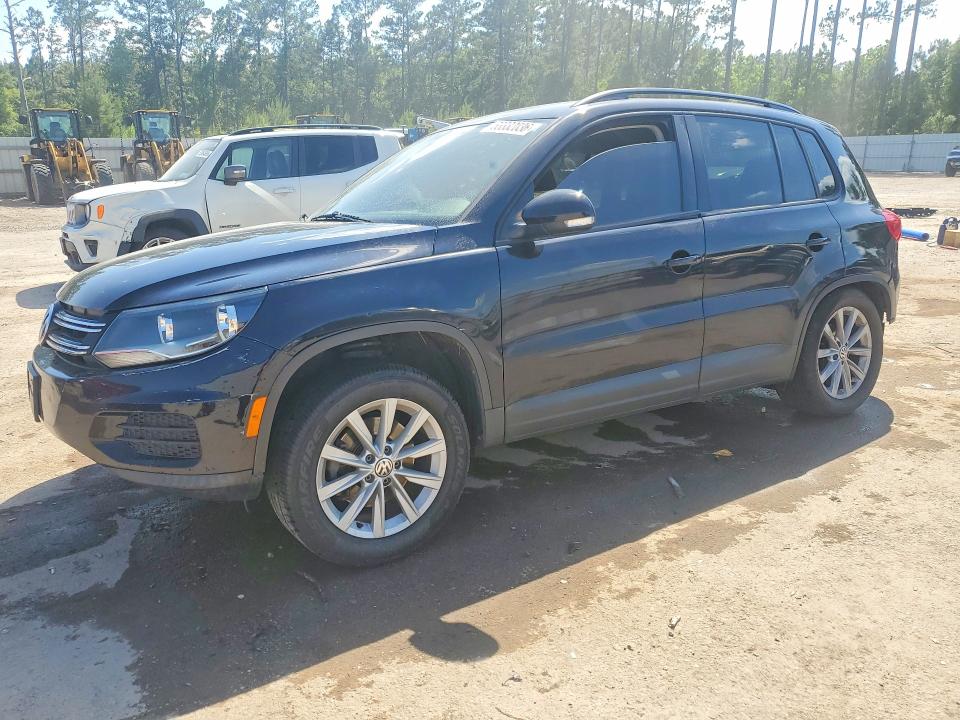 2017 Volkswagen Tiguan VIN WVGBV7AXXHK044307 COPART salvage auction — REAR END, Salvage Title, sold $1,350 on 2026-08-12 (photo 1)