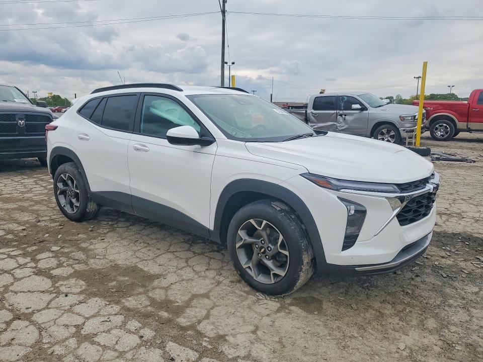 2025 Chevrolet VIN KL77LHEP9SC244349 COPART salvage auction — REAR END, IN - CERT OF TITLE-SALVAGE TITLE, sold $4,650 on 2026-07-28 (photo 4)