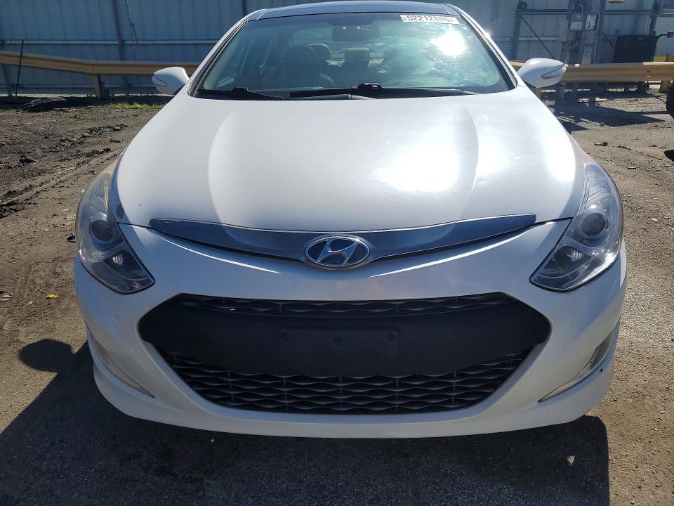 2015 Hyundai Sonata VIN KMHEC4A4XFA120988 COPART salvage auction — UNDERCARRIAGE, In - Certificate Of Title, sold $375 on 2026-07-13 (photo 5)