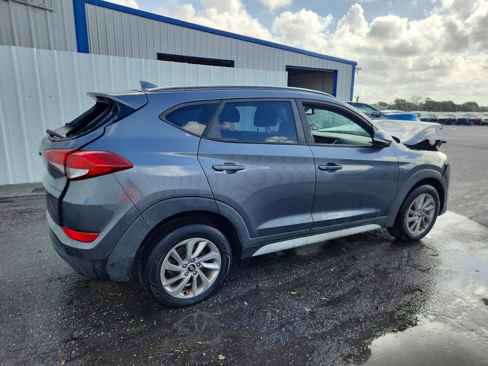 2018 Hyundai Tucson VIN KM8J33A41JU622093 COPART salvage auction — FRONT END, Fl - Certificate Of Title, sold $1,700 on 2026-07-14 (photo 3)