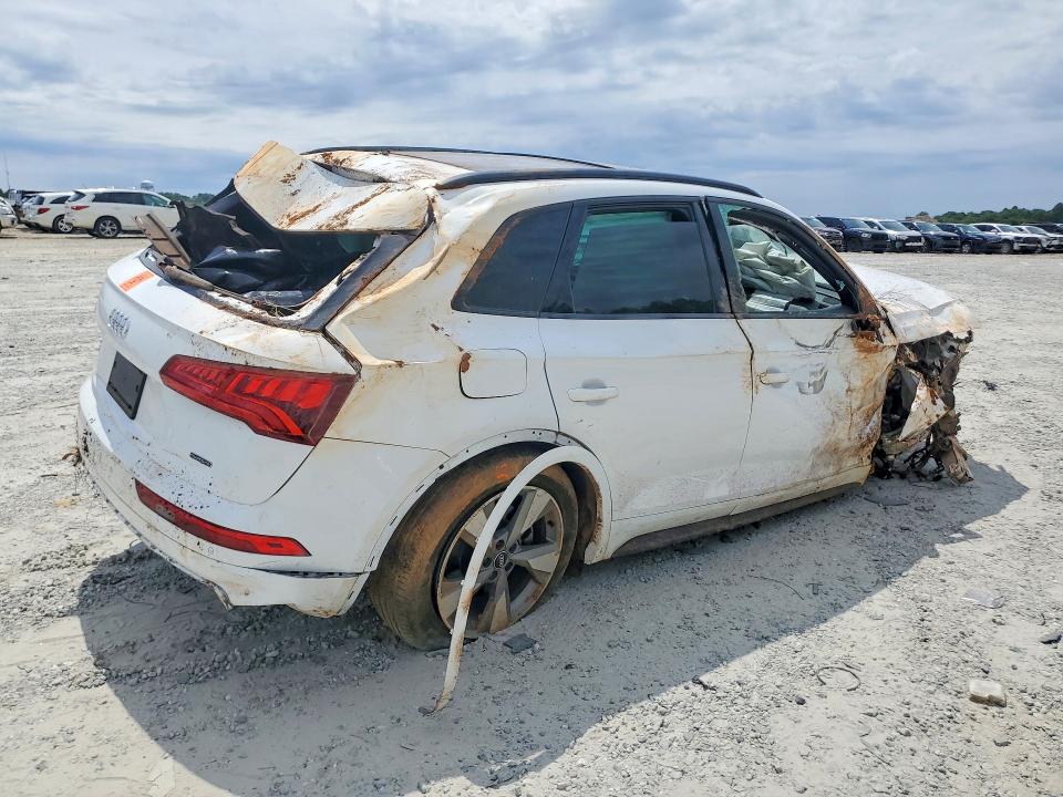 2020 Audi Q5 VIN WA1ANAFY2L2093437 COPART salvage auction — ROLLOVER, Ga - Cert Of Title-Salvage, sold $400 on 2026-07-15 (photo 3)