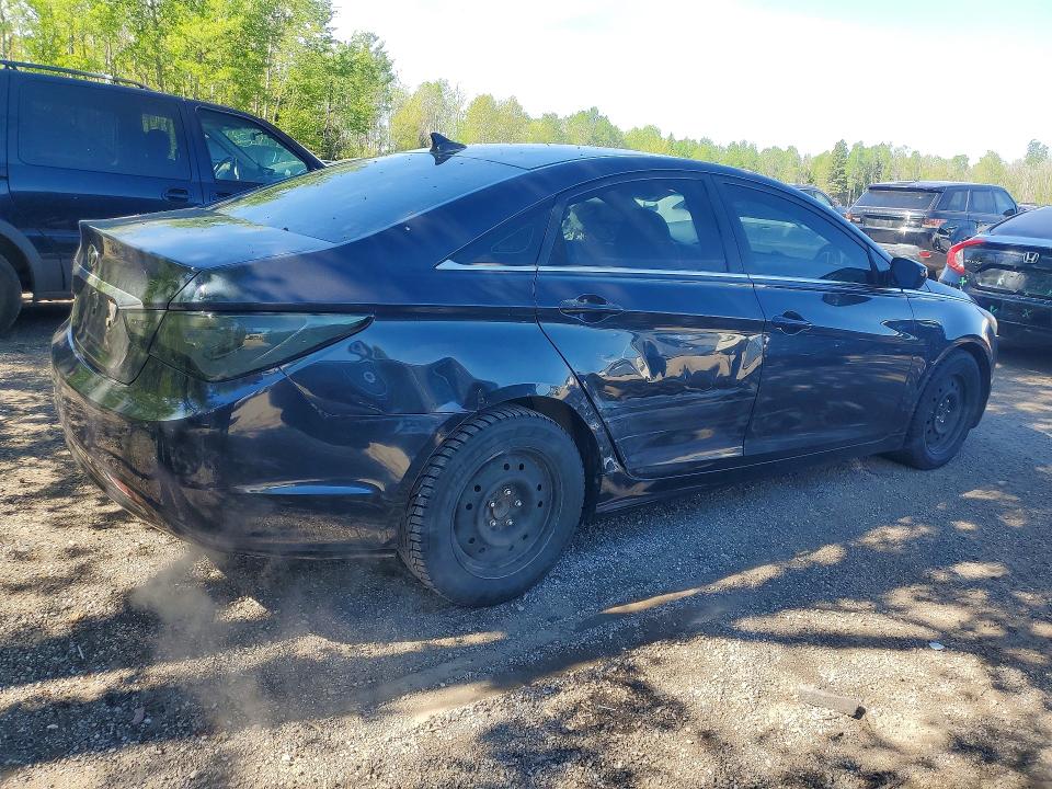 2011 Hyundai Sonata VIN 5NPEB4AC0BH261666 COPART salvage auction — SIDE, On - Permit No Brand - Unfit, sold $775 on 2026-07-09 (photo 3)