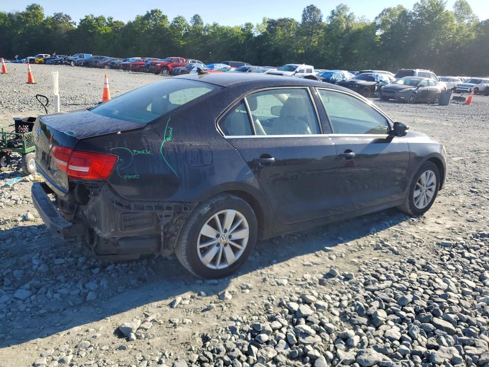 2015 Volkswagen Jetta VIN 3VWLA7AJ8FM340915 COPART salvage auction — REAR END, Nc - Salvage Certificate Of Title, sold $875 on 2026-07-04 (photo 3)