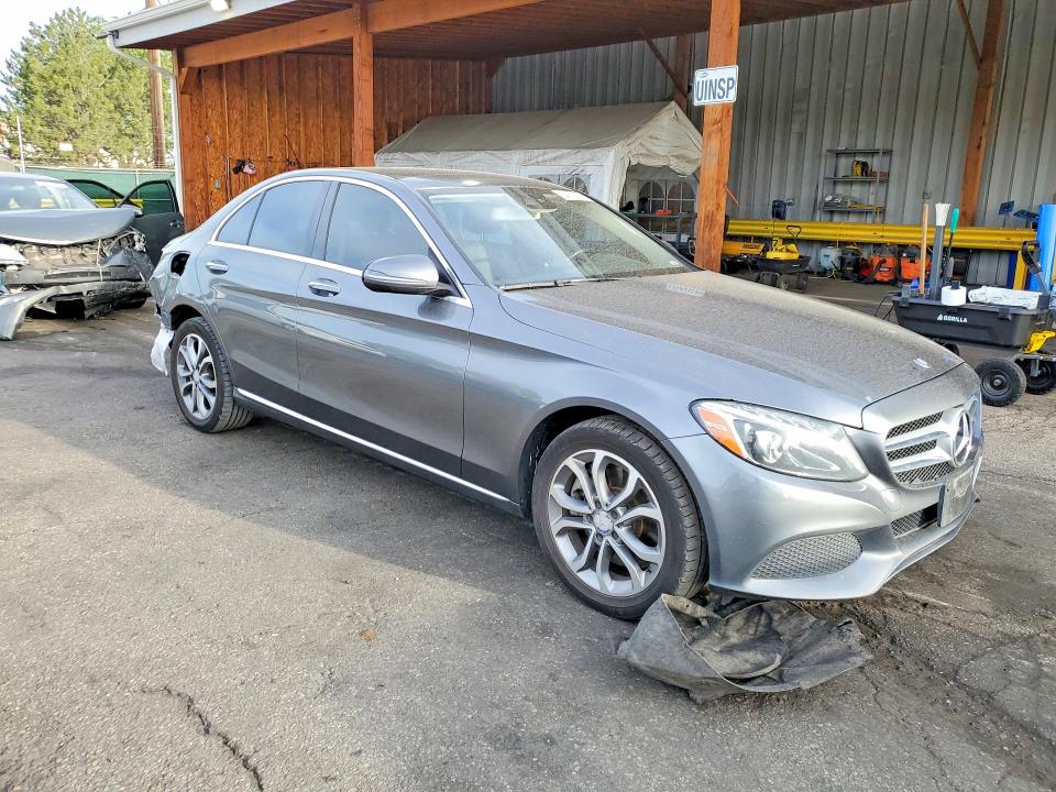2017 Mercedes-benz C-klasse VIN 55SWF4KB8HU194691 COPART salvage auction — REAR END, Co - Public - Salvage Title, sold $3,500 on 2026-07-06 (photo 4)