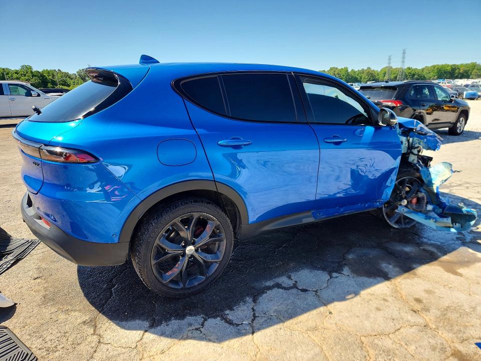 2023 Dodge Hornet VIN ZACNDFBN6P3A01493 COPART salvage auction — FRONT END, Tn - Salvage Certificate, sold $2,300 on 2026-07-02 (photo 3)
