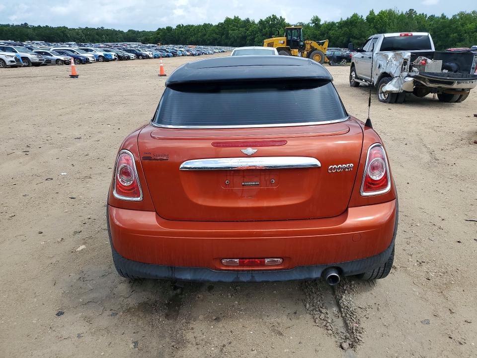 2014 Mini Cooper VIN WMWSX1C56ET508039 COPART salvage auction — FRONT END, FL - CERT OF TITLE SLVG REBUILDABLE, sold $875 on 2026-07-31 (photo 6)