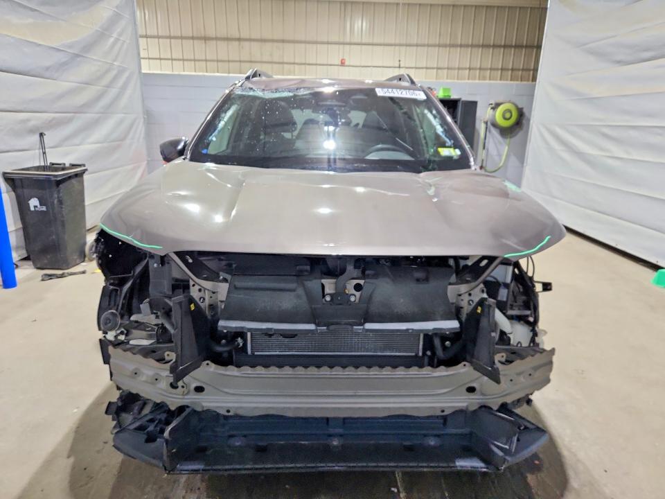 2025 Subaru Forester VIN JF2SLSRD2SH402867 COPART salvage auction — FRONT END, Vt - Cert Of Title-Salvage Vehicle, sold $2,100 on 2026-07-21 (photo 5)