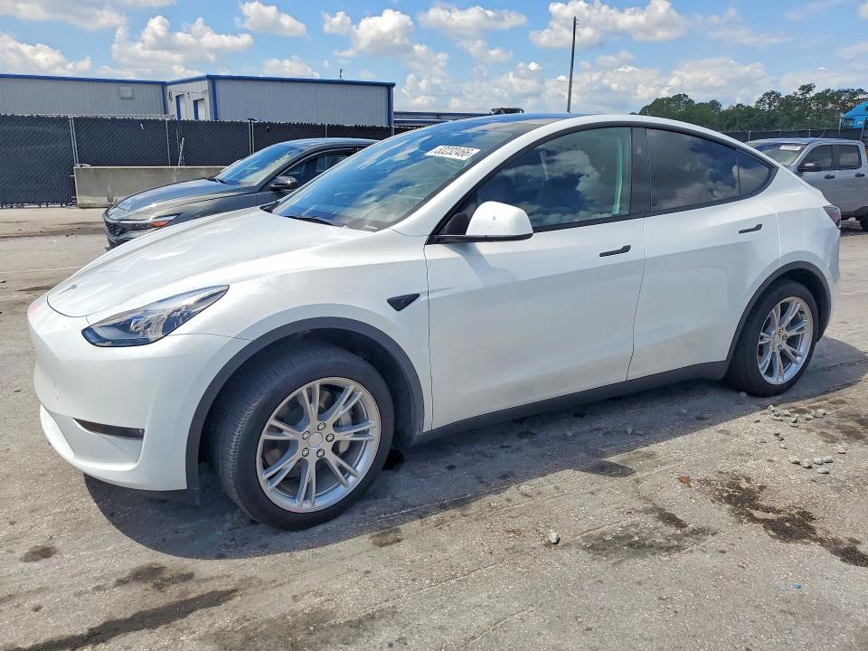 2024 Tesla VIN 7SAYGDEE4RA257574 COPART salvage auction — SIDE, Fl - Certificate Of Destruction, sold $15,300 on 2026-07-09 (photo 1)