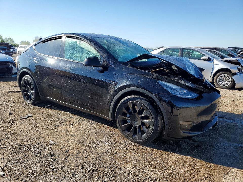 2021 Tesla Model y VIN 5YJYGDEE6MF107961 COPART salvage auction — FRONT END, Il - Salvage Certificate, sold $5,900 on 2026-07-14 (photo 4)