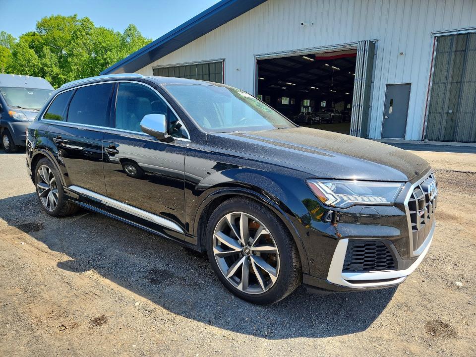 2022 Audi Sq7 VIN WA1VWBF79ND001047 COPART salvage auction — MINOR DENT/SCRATCHES, La - Certificate Of Title (P), sold $34,900 on 2026-07-02 (photo 4)
