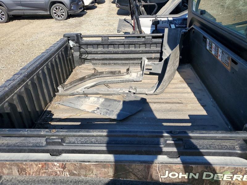 2021 Johndeere VIN 1M0835RAPMM043321 COPART salvage auction — ENGINE BURN, IA - TITLE CERTIFICATE - ATV, sold $6,200 on 2026-07-23 (photo 6)