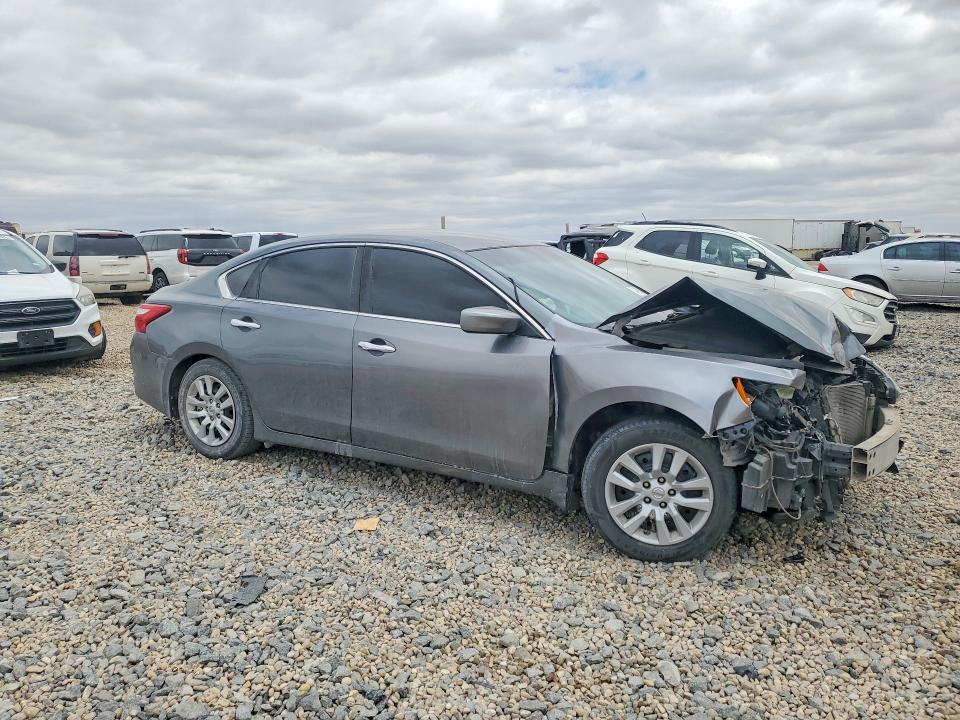 2017 Nissan Altima VIN 1N4AL3AP3HN336075 COPART salvage auction — FRONT END, Tx - Salvage Vehicle Title, sold $275 on 2026-07-04 (photo 4)