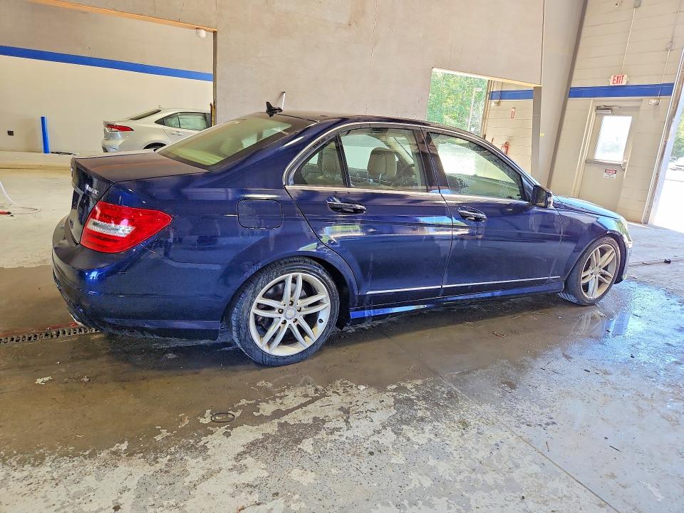 2012 Mercedes-benz C class VIN WDDGF8BB1CR228301 COPART salvage auction — MINOR DENT/SCRATCHES, Va - Certificate Of Title, sold $1,750 on 2026-07-14 (photo 3)