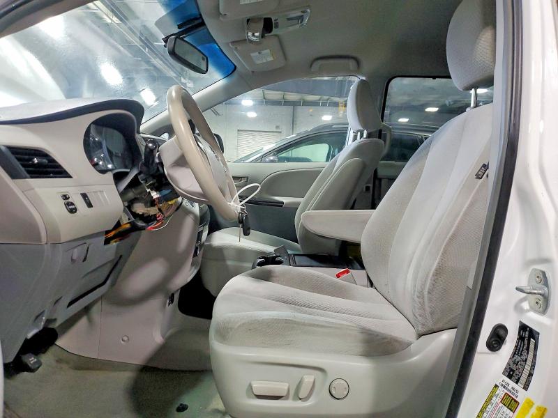 2014 Toyota Sienna VIN 5TDKK3DC5ES519624 COPART salvage auction — REAR END, Mn - Cert Of Title-Prior Salvage, sold $4,100 on 2026-07-09 (photo 7)