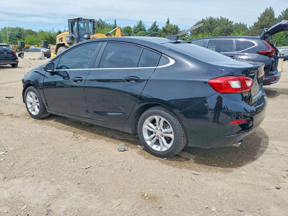 2019 Chevrolet Cruze VIN 1G1BE5SM8K7134569 COPART salvage auction — FRONT END, Il - Salvage Certificate, sold $850 on 2026-07-09 (photo 2)