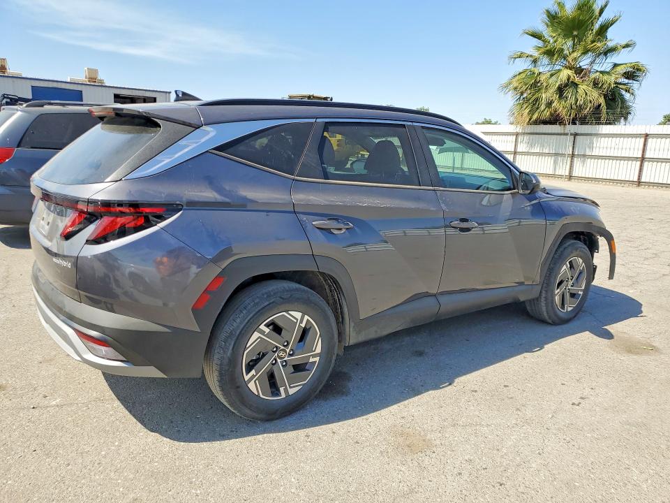 2025 Hyundai Tucson VIN KM8JBDD1XSU287038 COPART salvage auction — FRONT END, Ca - Salvage Certificate, sold $8,500 on 2026-07-10 (photo 3)