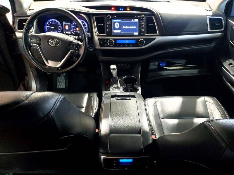 2018 Toyota Highlander VIN 5TDJZRFH9JS545317 COPART salvage auction — VANDALISM, Sc - Cert Of Title-Salvage, sold $8,500 on 2026-07-17 (photo 8)