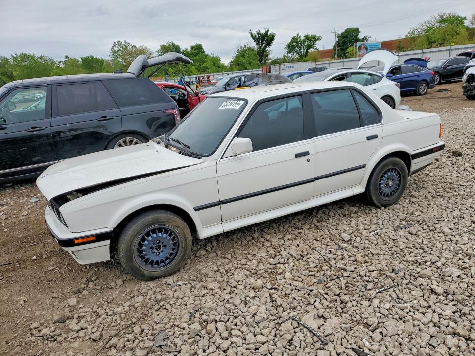 1990 BMW 3er VIN WBAAE9313LED64273 COPART salvage auction — ENGINE BURN, Il - Salvage Certificate, sold $2,100 on 2026-07-08 (photo 1)