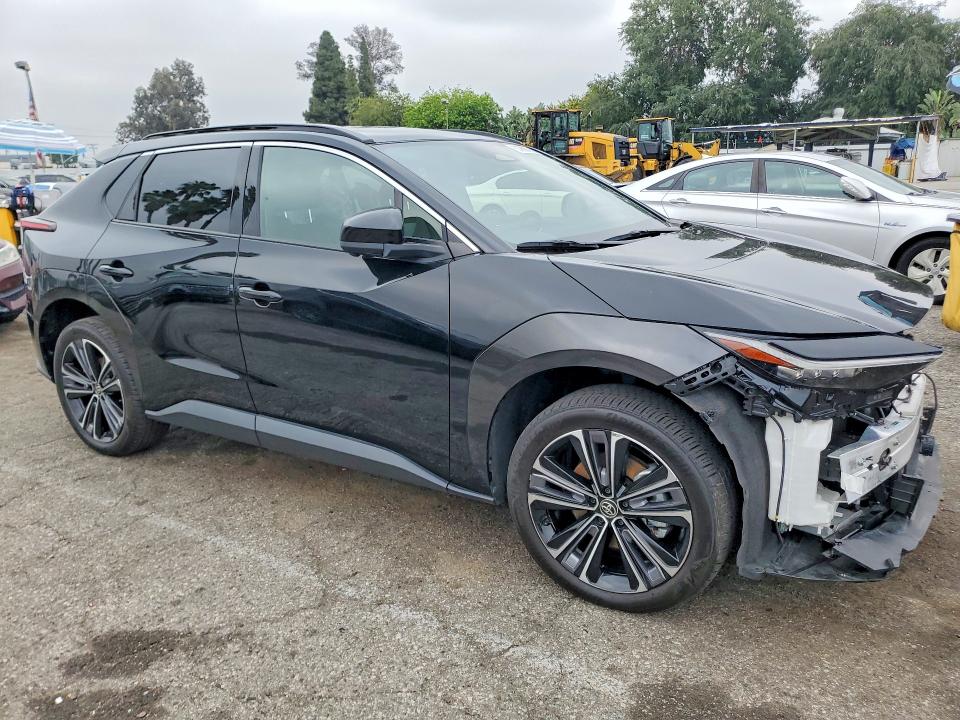 2023 Toyota Bz4x VIN JTMAAAAA5PA017931 COPART salvage auction — FRONT END, Salvage Title, sold $14,200 on 2026-08-21 (photo 4)