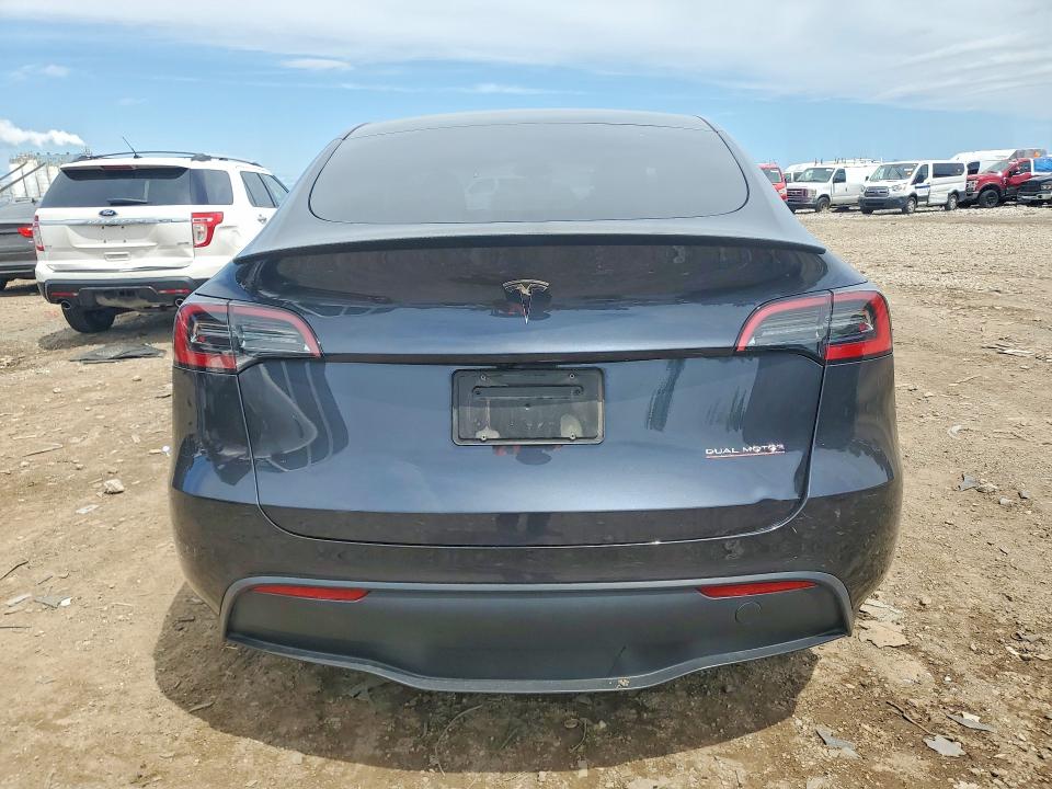 2024 Tesla Model y VIN 7SAYGDEFXRA278454 COPART salvage auction — SIDE, Il - Salvage Certificate, sold $15,300 on 2026-07-24 (photo 6)