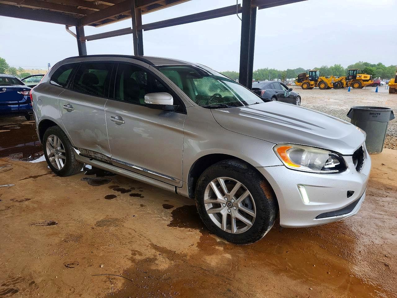 2017 Volvo XC60 VIN YV440MDJ2H2090860 COPART salvage auction — Side, AL - CERT OF TITLE-SALVAGE TITLE, sold $1,900 on 2026-07-01 (photo 4)