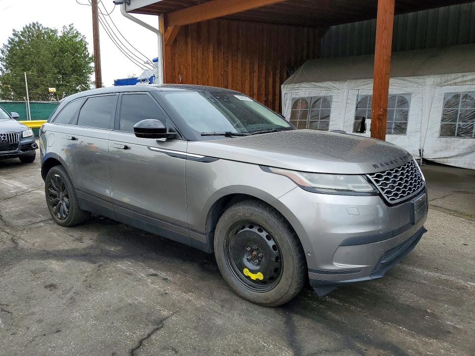 2018 Land rover Range rover velar VIN SALYB2RX3JA735133 COPART salvage auction — MINOR DENT/SCRATCHES, Co - Public - Salvage Title, sold $9,500 on 2026-09-15 (photo 4)