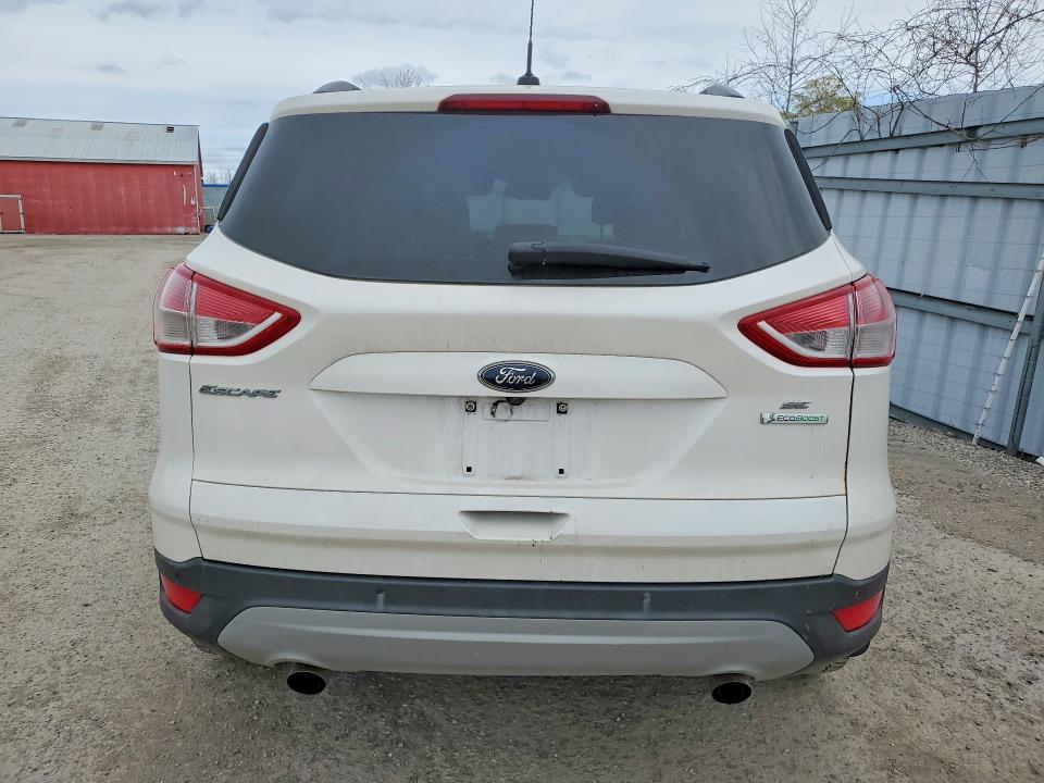 2015 Ford Escape VIN 1FMCU0GX0FUB83871 COPART salvage auction — MINOR DENT/SCRATCHES, On - Permit No Brand - Unfit, sold $525 on 2026-07-03 (photo 6)