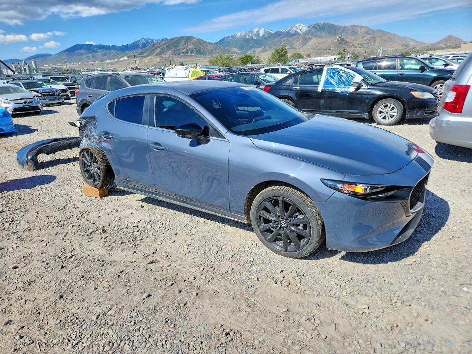 2026 Mazda 3 VIN JM1BPBLL5T1860741 COPART salvage auction — REAR END, Ut - Salvage Certificate, sold $7,900 on 2026-07-10 (photo 4)