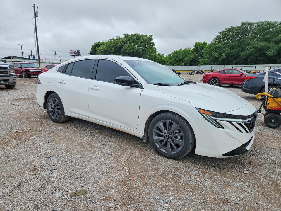 2026 Nissan Sentra VIN 3N1AB9EW9TY234067 COPART salvage auction — HAIL, Salvage Title, sold $16,500 on 2026-07-28 (photo 4)