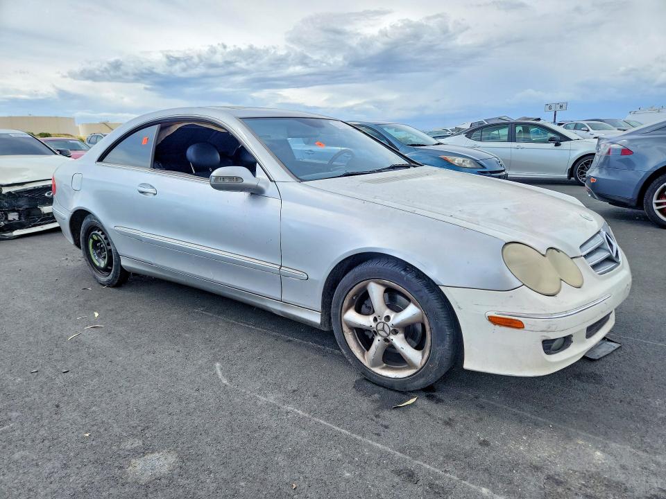 2005 Mercedes-benz Clk-klasse VIN WDBTJ65J15F153794 COPART salvage auction — REAR END, Ca - Dis/Dlr/Exp Only Clean Title, sold $250 on 2026-07-15 (photo 4)