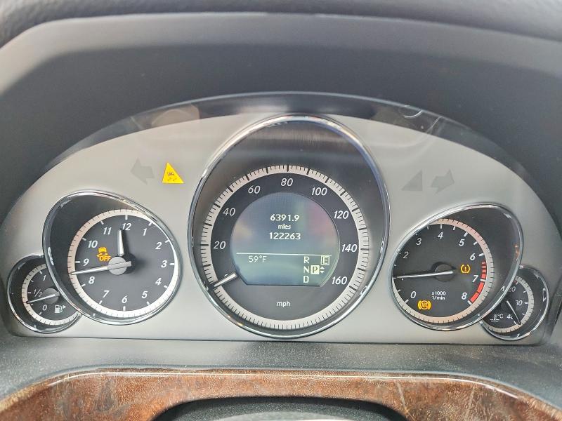 2011 Mercedes-benz E-klasse VIN WDDHF5GB6BA417678 COPART salvage auction — SIDE, Tx - Salvage Vehicle Title, sold $1,450 on 2026-08-13 (photo 9)