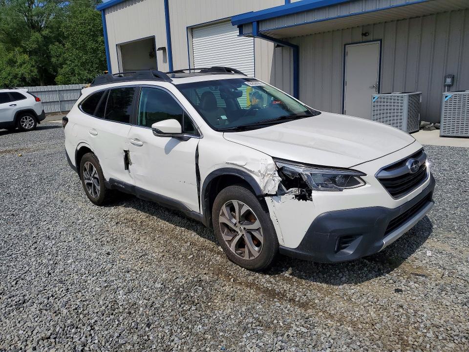 2021 Subaru VIN 4S4BTANC4M3213820 COPART salvage auction — SIDE, Nc - Salvage Certificate Of Title, sold $2,000 on 2026-07-02 (photo 4)