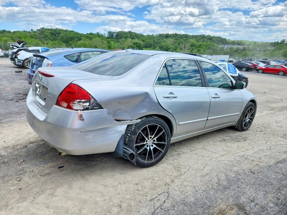 2007 Honda Accord VIN 1HGCM66517A040682 COPART salvage auction — REAR END, PA - CERTIFICATE OF SALVAGE, sold $375 on 2026-07-02 (photo 3)