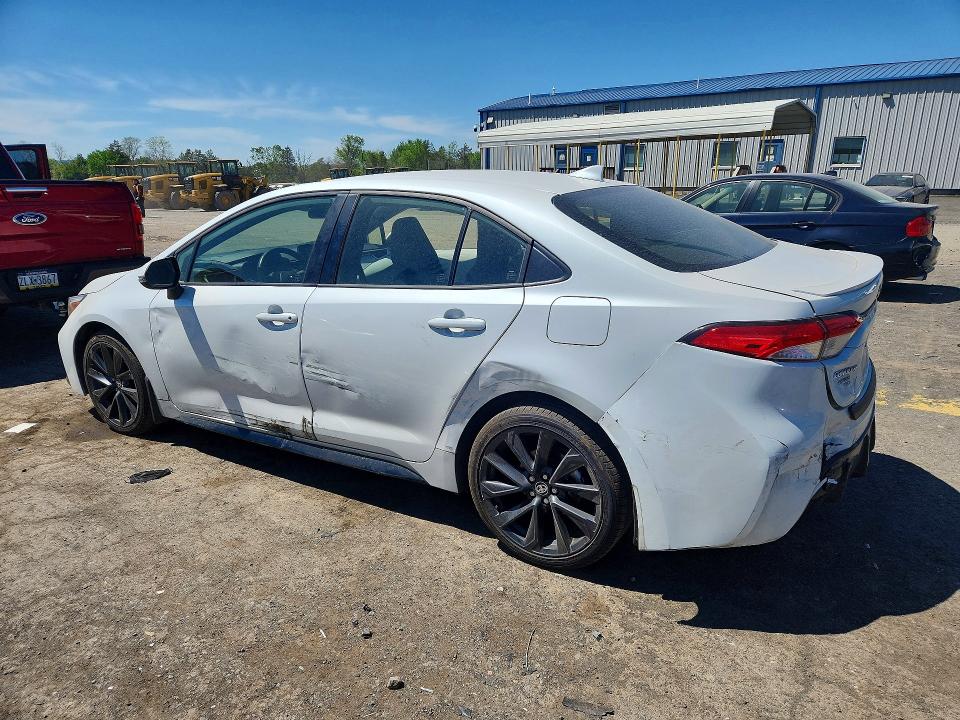 2024 Toyota Corolla VIN JTDBCMFE4R3036019 COPART salvage auction — VANDALISM, Pa - Certificate Of Salvage, sold $8,600 on 2026-07-31 (photo 2)