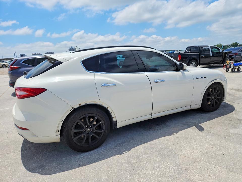 2017 Maserati Levante VIN ZN661YUS1HX214045 COPART salvage auction — Burn Engine, LA - CERT OF TITLE-SALVAGE, sold $3,250 on 2026-08-12 (photo 3)