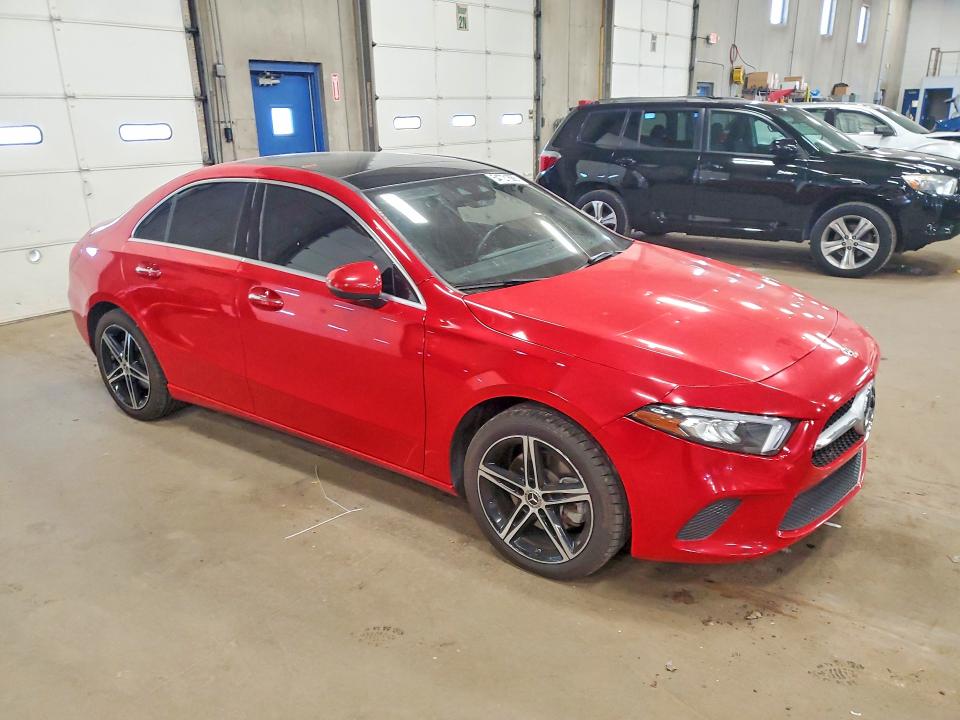 2019 Mercedes-benz A-klasse VIN WDD3G4FB8KW020026 COPART salvage auction — HAIL, Mn - Cert Of Title-Salvage, sold $2,250 on 2026-07-23 (photo 4)