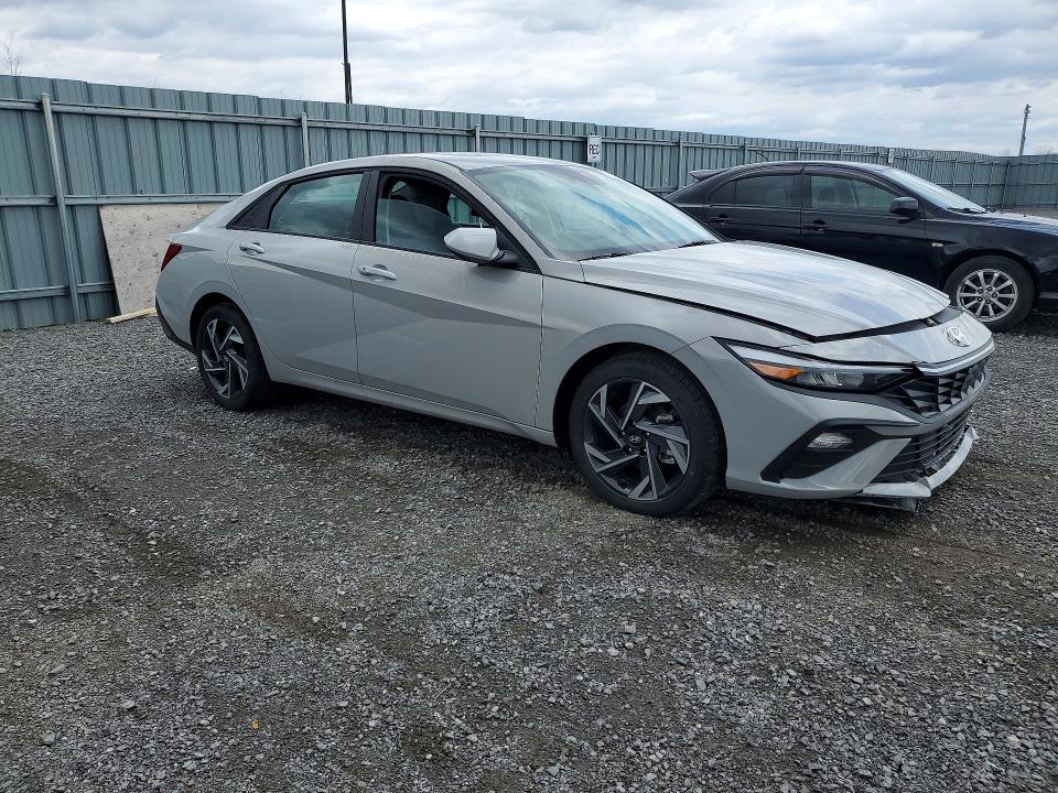 2025 Hyundai Elantra VIN KMHLM4DG1SU036920 COPART salvage auction — FRONT END, Qc - Gravement Accidente, sold $7,400 on 2026-07-07 (photo 4)
