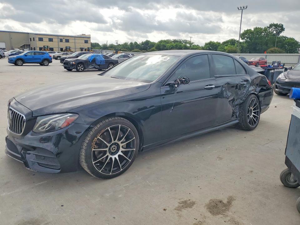 2020 Mercedes-benz E-klasse VIN WDDZF8DB7LA712476 COPART salvage auction — REAR END, Tx - Salvage Vehicle Title, sold $11,200 on 2026-07-20 (photo 1)