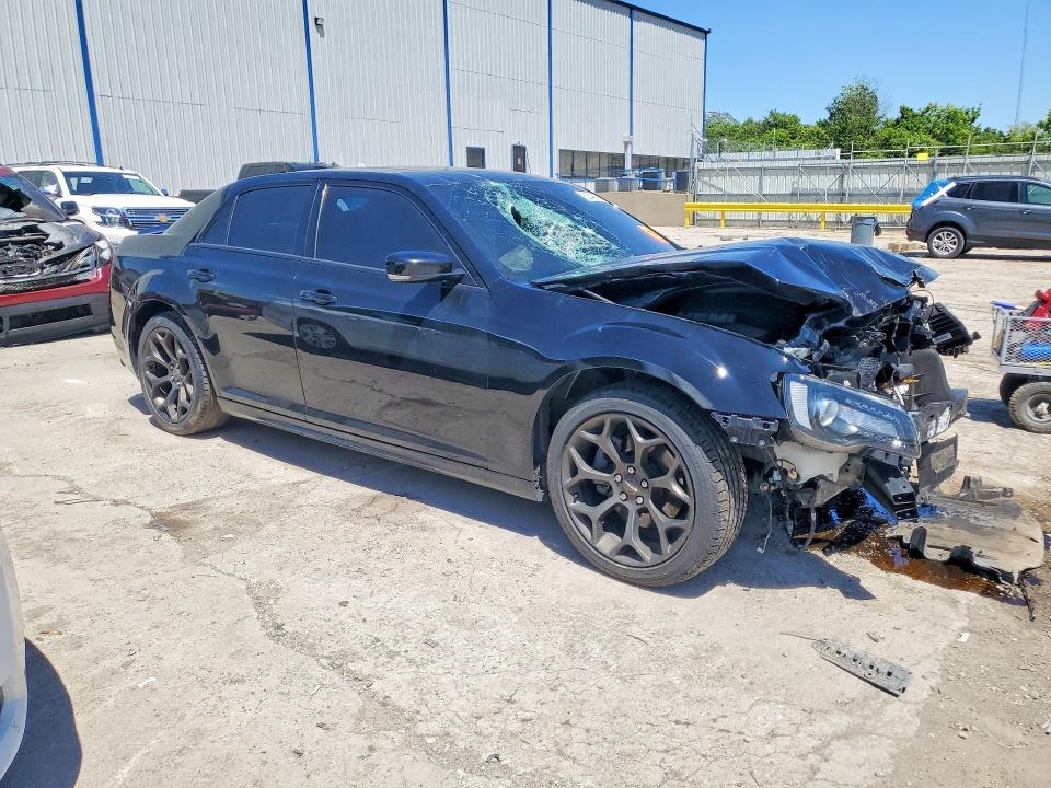 2016 Chrysler 300 VIN 2C3CCABT9GH295109 COPART salvage auction — FRONT END, Ky - Bill Of Sale/Part Only/No Titl, sold $1,200 on 2026-07-29 (photo 4)