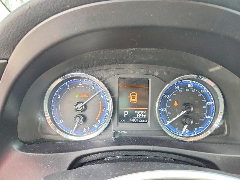 2018 Toyota Corolla VIN 5YFBURHE2JP826194 COPART salvage auction — HAIL, Tx - Certificate Of Title, sold $10,000 on 2026-07-13 (photo 9)